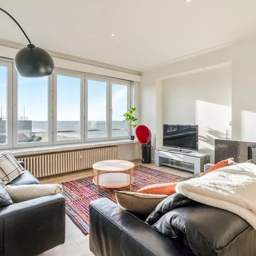 Unique Seaview Close To Casino - Garage Available - \